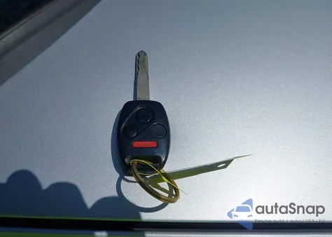 2004 Honda Accord 2.4 Ex z USA, uszkodzony, nr VIN 1HGCM56864A053640